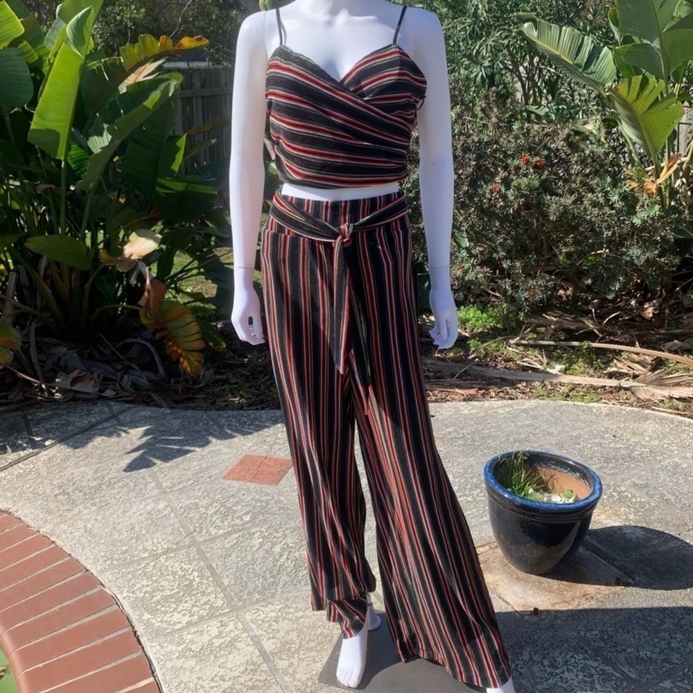 NWT House Of Harlow 1960 Relaxed Fit Flare Leg Boho Bubble Palazzo Pants - Picture 6 of 11